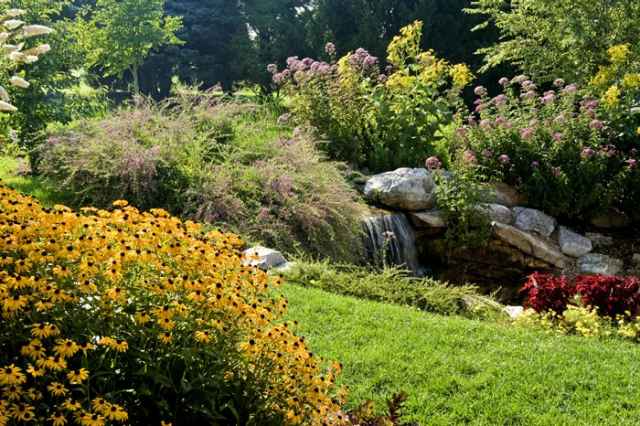 Hahn Horticulture Garden
